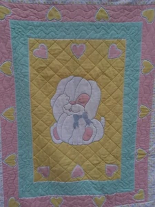 Machine Quilted Shy Puppy Panel - Picture 1 of 7
