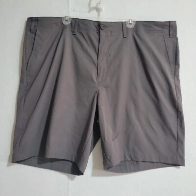 Pantalones cortos Foundry para hombre gris frente plano talla 52W Foto 1 de 4
