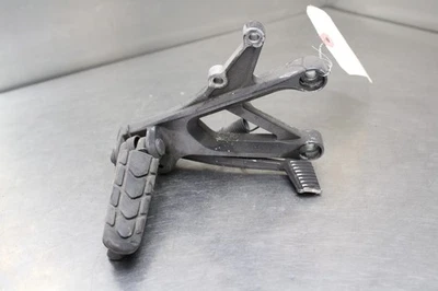 01-06 HONDA CBR600 F4I RIGHT REARSET REAR SET DRIVER FOOT PEG REST STOP Foto 1 de 4