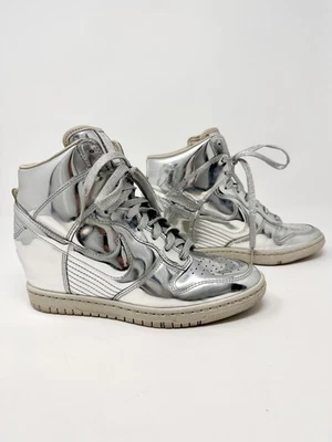 Nike Dunk Sky Hi Tacón de Cuña Alto Oculto Metálico Líquido Plateado Para Mujer Talla 7 Raro Foto 1 de 4