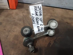HOLDEN VF COMMODORE SV6 SEDAN REAR SWAY BAR LINK PINS LEFT & RIGHT - Picture 1 of 2