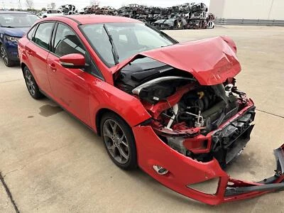 Motor de arranque usado se adapta a: Ford Focus 2013 2,5 grado A Foto 1 de 4