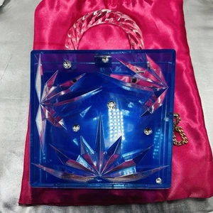 MILANBLOCKS Purse - Handbag Designed in US - Picture 1 of 7