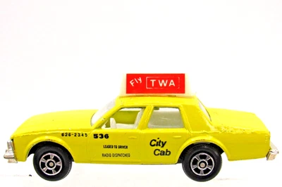 PLAYART PEELERS SERIES CHEVROLET CAPRICE TAXI - Imagem 1 de 4