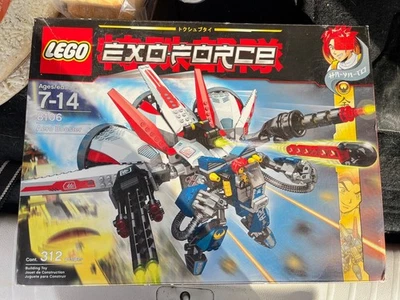 LEGO 8106 Exo-Force Golden City Aero Booster **RARE** Sealed new in box, some sh - Image 1 of 4