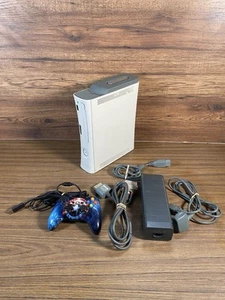 Microsoft Xbox 360 20GB Weiß Spielekonsole Bundle - Controller & Stromkabel Getestet - Bild 1 von 17