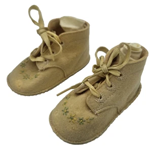 Vintage Penneys Baby Socks Crib Shoes 100% Wool Embroidery Light Yellow - Picture 1 of 20