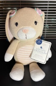 Living Textiles Australia Belle Bunny skurril gestrickte Plüschpuppe 14 Zoll liebevolle Rassel - Bild 1 von 4