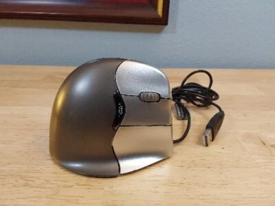 EVOLUENT VM4L Vertical Mouse 4 RIGHT Handed Ergonomic Optical Mouse Wired - Image 1 of 4