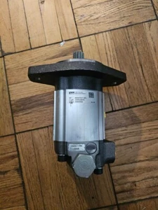 Pompa idraulica Parker 3349114076 - Foto 1 di 7