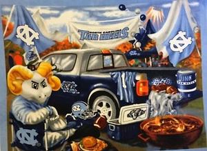 NCAA COLLEGE NORTH CAROLINA TACONES ALQUITRÁN PANEL POLAR 4 MANTAS, COLGADOR DE PARED ARTESANAL - Imagen 1 de 15
