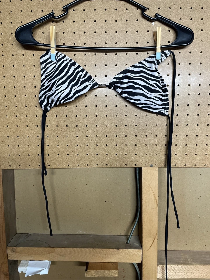 Traje de baño acolchado a rayas de cebra Guess talla mediana Foto 1 de 4