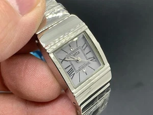 VETTA WATER RESISTANT 5 ATM S/S QUARTZ WOMEN'S WATCH - Picture 1 of 12