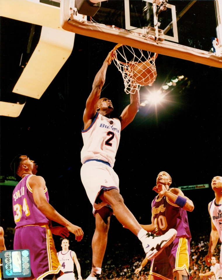 Лицензированная неподписанная глянцевая фотография Криса Уэббера из Washington Bullets 8x10 (A) NBA - Изображение 1 из 1