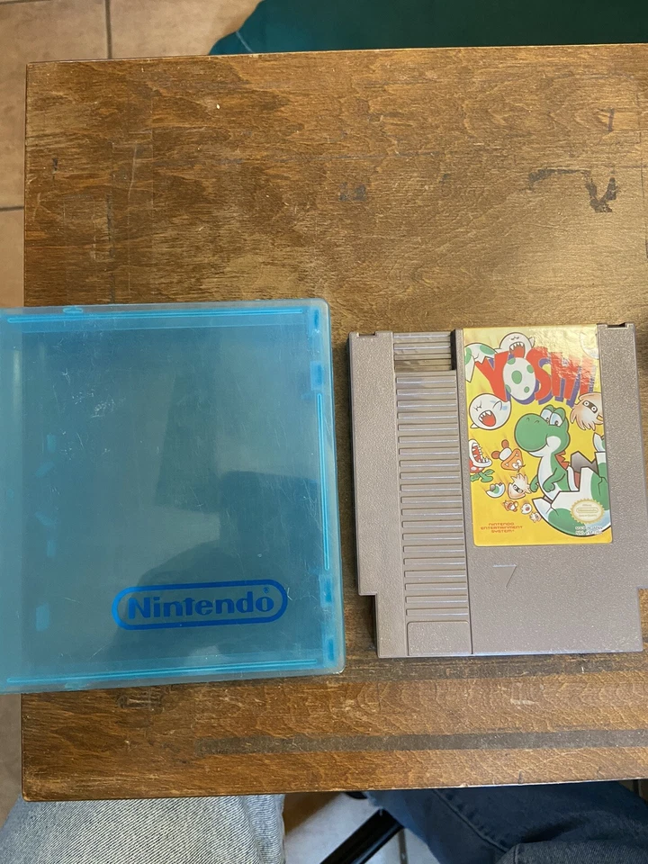 Yoshi  NES Nintendo - Image 1 of 1