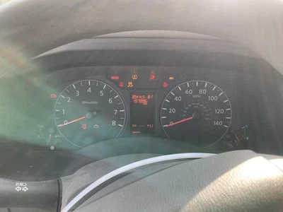 Nissan NV 2500 2018 velocímetro panel fabricante de equipos originales | MPH 157 k millas Foto 1 de 4