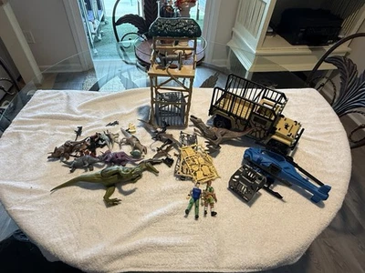 Animal Planet Safari Playset bundle - Image 1 of 4