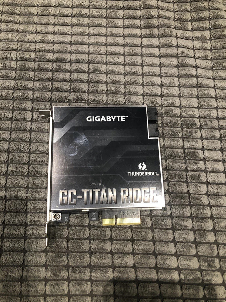 Gigabyte GC-Titan Ridge Thunderbolt  Controller Adapter  - Image 1 of 4