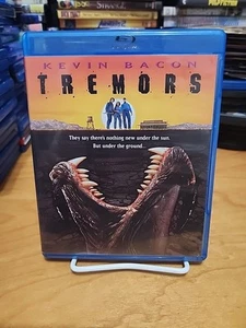 Tremors (Blu-ray, 1990) Kevin Bacon, Fred Ward, Finn Carter - Bild 1 von 4