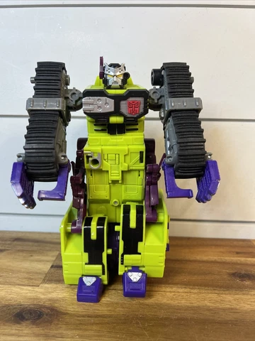 Transformers Armada Leader Class Scavenger Near Complete. Ships Fast! Cover