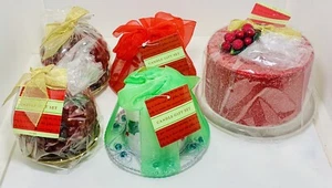 HOLIDAY CANDLE Gift Sets LOT of 5 Christmas Decorative Candles + Trays NEW - Bild 1 von 6