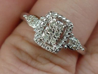 NEW 1/6ct White Diamond Halo Promise Ring Band- 10k Gold - Size 6 - Image 1 of 4