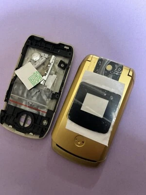 Motorola M702iG  Housing Cover Gold color with Buttons - Image 1 of 4