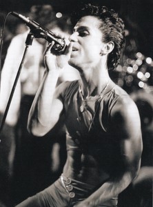 Prince, Wembley Arena, 1986 - Miniature Poster & Card Frame