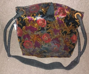 NWT Vintage Floral Flocked Velvet Black Multicolor Handbag - Picture 1 of 10