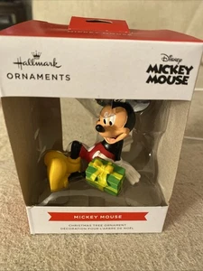 Hallmark  MICKEY MOUSE w/ PRESENT Christmas Ornament New In Box - Picture 1 of 7