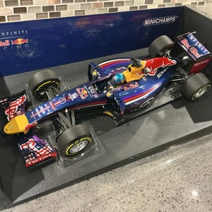 Minichamps Sebastian Vettel 1.18 2014 Infiniti RedBull Racing F1 Formula 1 - Picture 1 of 21
