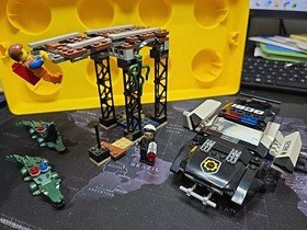 LEGO The LEGO Movie: Bad Cop's Pursuit 70802 Complete