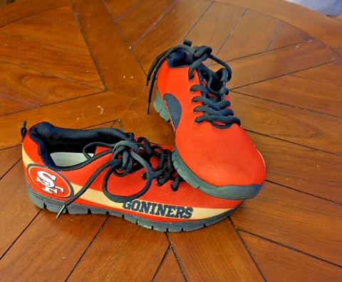 San Francisco 49ers Shoes Womens 7.5 Mens 6 Cover