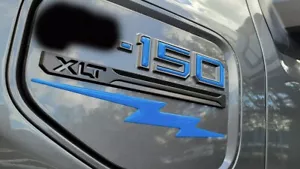 Lightning compatible with FORD 2022 -24 charger raised reflective letters /bolts - Foto 1 di 3