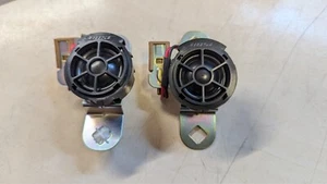 NISSAN JUKE 2019 F15 FRONT RIGHT & LEFT DOOR TWEETERS 281E1BF10A - Picture 1 of 3