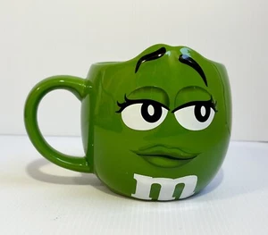 Taza M&M World Grande Ms Verde 3D Cerámica Expresiones Personaje - Imagen 1 de 8