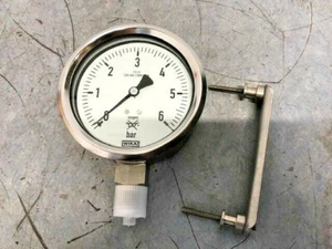 Indicador de presión con dial Wika 0-6 bar 10,6 cm de diámetro 99-051-6154 - Imagen 1 de 6