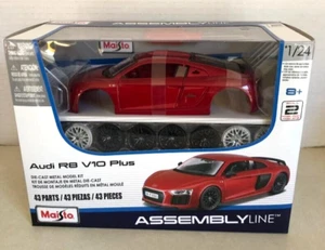 Maisto 1/24 Scale AUDI R8 V10 Plus Assembly Line Die-Cast Model Kit - Picture 1 of 5