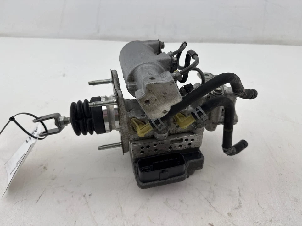 Módulo de freno antibloqueo bomba ABS híbrido Lexus CT200H 2011-2013 FABRICANTE DE EQUIPOS ORIGINALES Foto 1 de 4