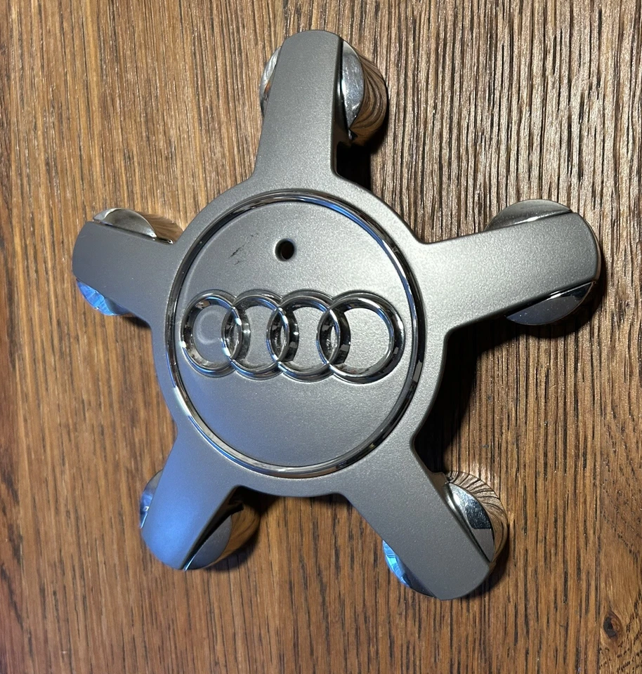 07 - 18 Audi A8 A6 A5 A4 A3 Q5 S4 S5 S8 R8 TT  OEM Center Cap P/N  4F0 601 165 N - Image 1 of 1