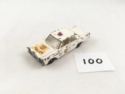 MATCHBOX LESNEY 55C FORD GALAXIE TOY POLICE CAR RED LIGHT SHIELD DIECAST WHITE - Image 1 of 4