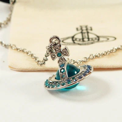 Vivienne Westwood Collar Tono Plata 3D Orbe Azul Cristal Colgante Caja de Regalo Set Foto 1 de 4
