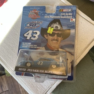 #43 Richard Petty 1970 Plymouth Superbird 50th Anniversary 1:43 Scale - Image 1 of 2