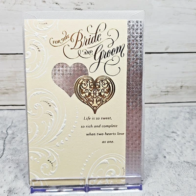 Tarjeta de felicitación de boda Hallmark 5x7 corazones de plata crema todos los mejores novios Foto 1 de 4