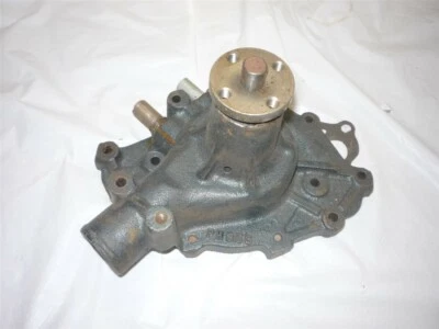 1973 -77 Ford Bronco water pump 302v8  - Image 1 of 2