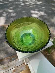 Imperial Glass Lime Green Windmill Pattern Ruffled Edge 6.75" - Picture 1 of 10