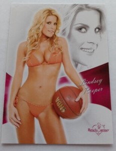 2011 Bench Warmer Bubble Gum #40 - Lindsey Roeper Nice Sexy Card Model