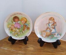 Set of 2 Vintage Mother's Day Avon Plates, 1983, 1988, Small Decorative Plates