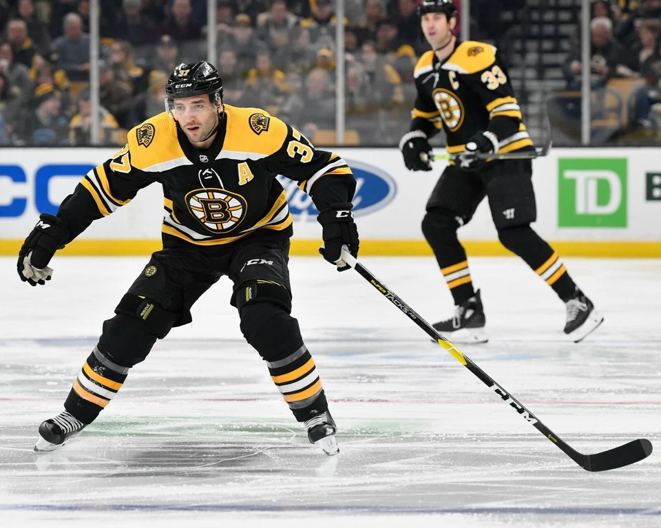 FOTO PATRICE BERGERON 8X10 HOCKEY BOSTON BRUINS IMAGEN JUEGO ACCIÓN NHL Foto 1 de 1