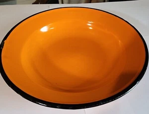 1 Mid-Century Modern ORANGE Metall Emaillegeschirr Salatteller Größe 8,5" Hergestellt in Polen - Bild 1 von 3